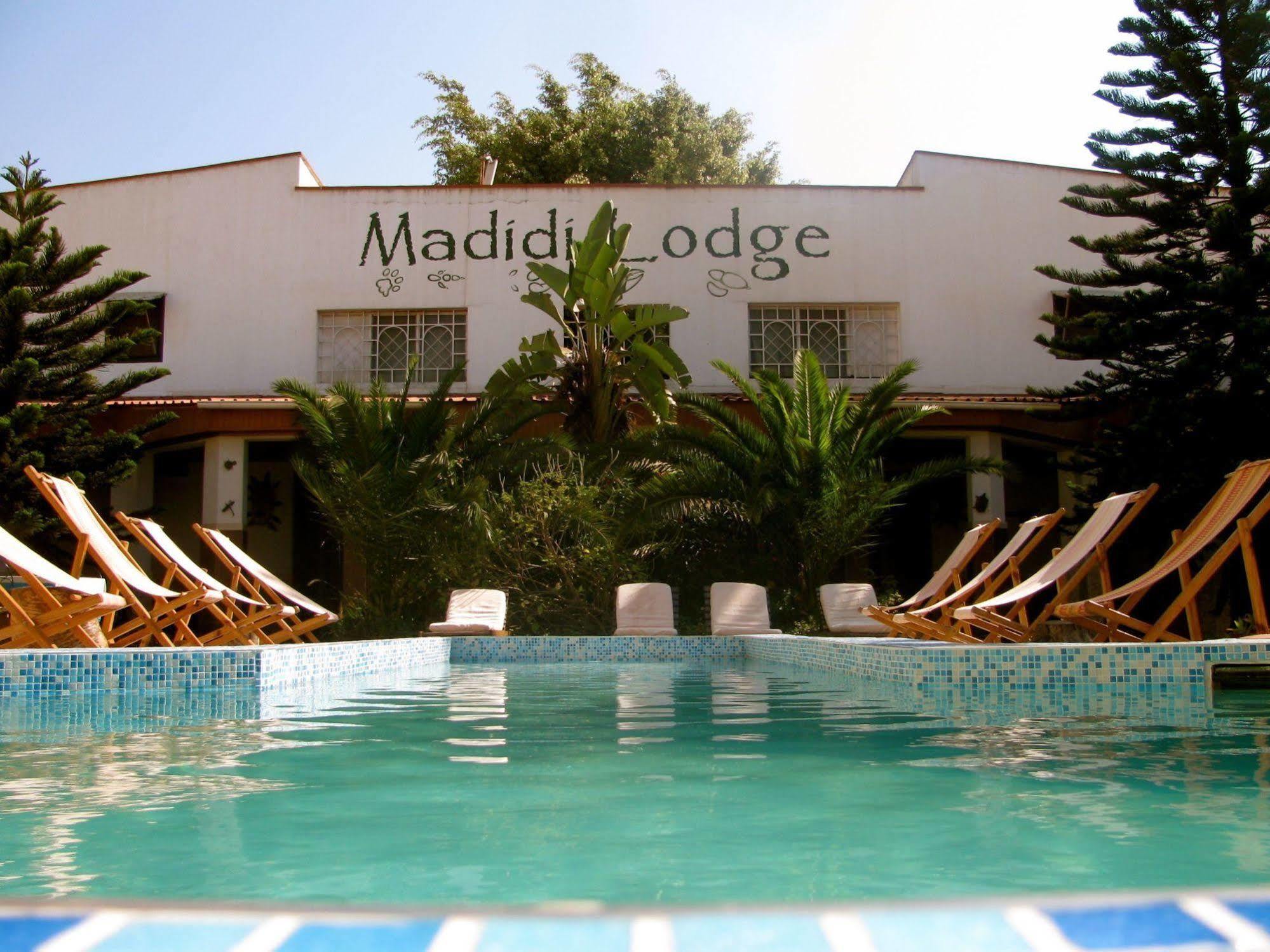 Madidi Lodge 利隆圭 外观 照片